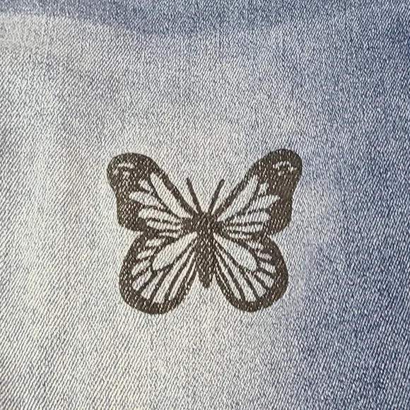 SHEIN distressed butterfly jeans size 2XL - Picture 2 of 8